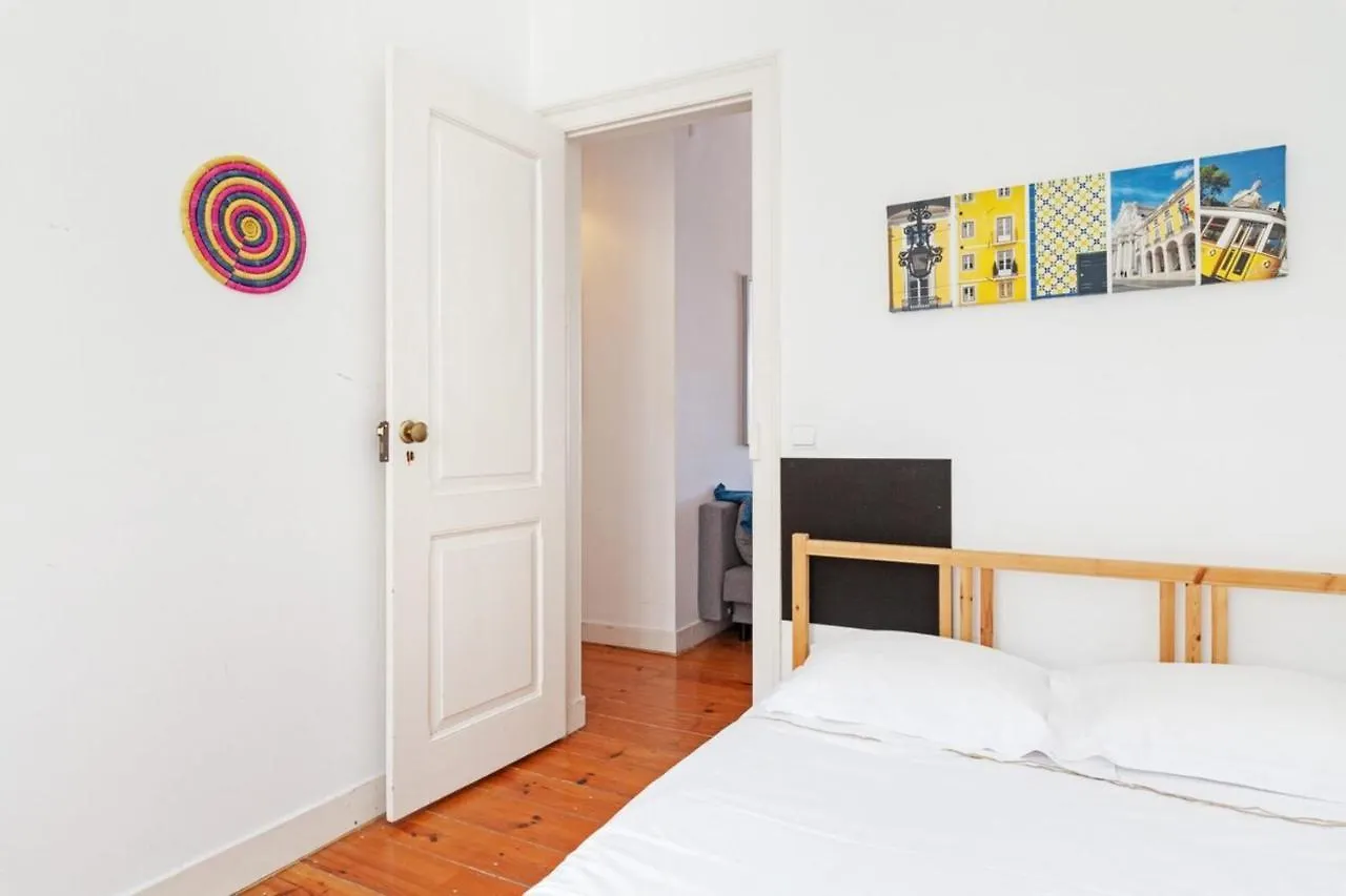 Quiet 3 Bedroom Apartment In Lisboa